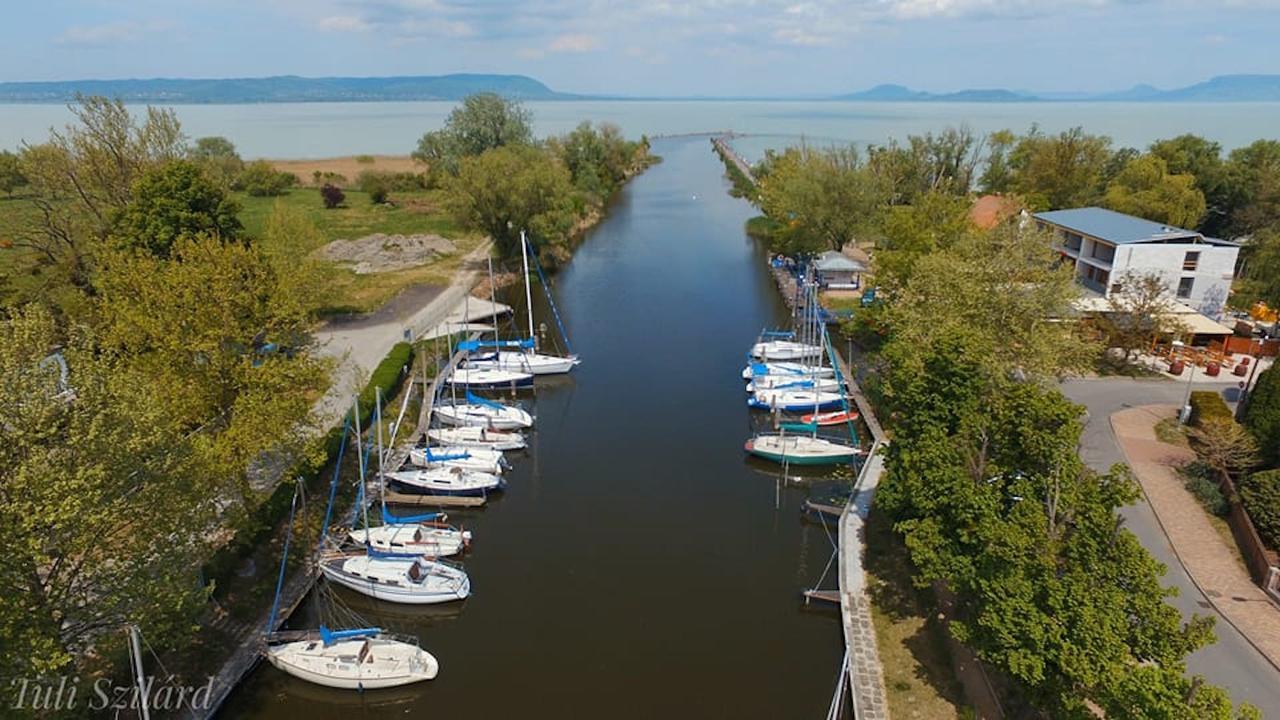 Port Etterem&panzio Bed & Breakfast